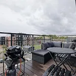 102sqm Exclusive Loft In Trendy Noblessner 公寓 塔林