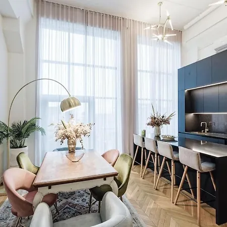 102sqm Exclusive Loft In Trendy Noblessner * タリン